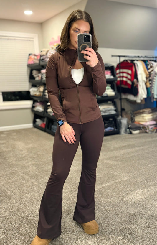 Devine Fitted Jacket - CHOCOLATE